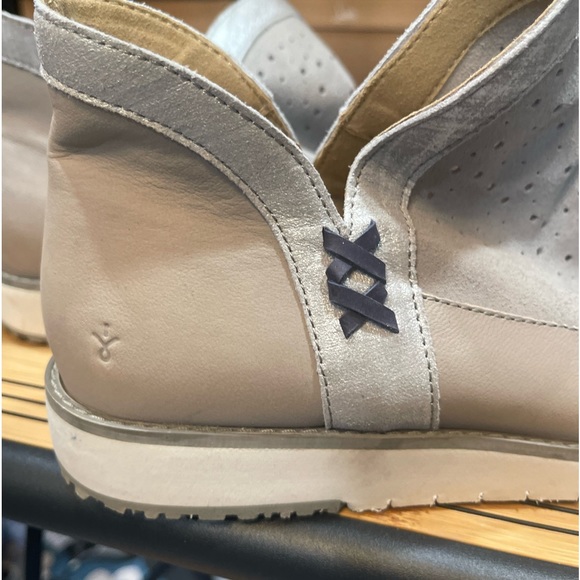 Sundance Catalog Emu Australia Sufi Booties Size 38 - Picture 3 of 10